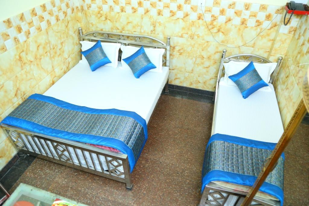 Hotel Ayesha Palace 델리 외부 사진